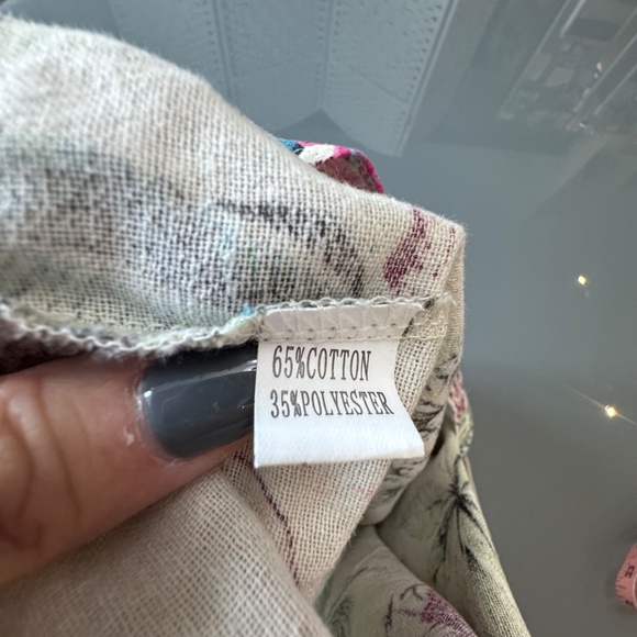 Floral Bibbed Overalls - Picture 14 of 14